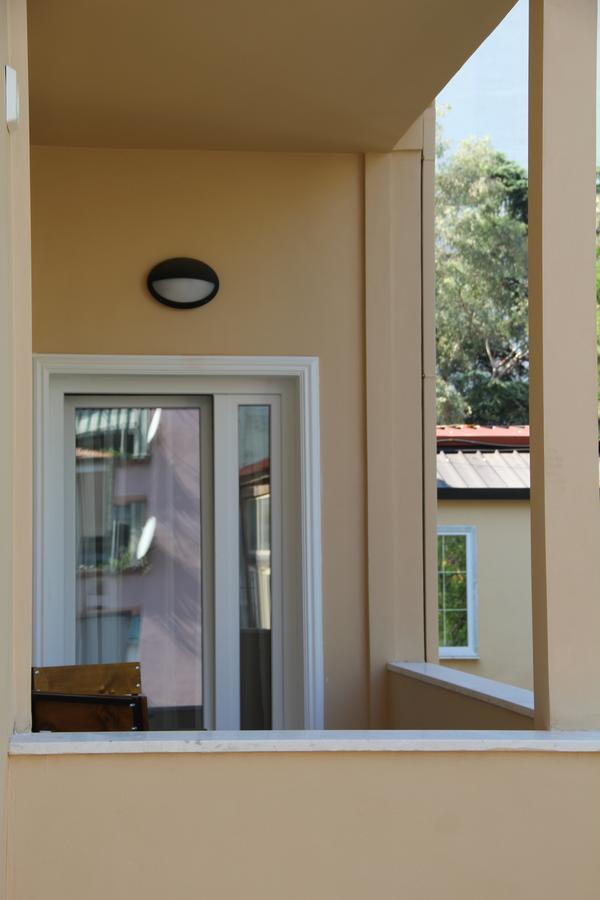 Hotel Hermes Tiranë Ngoại thất bức ảnh