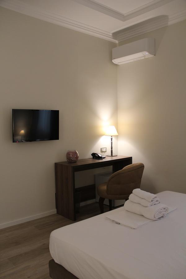 Hotel Hermes Tiranë Ngoại thất bức ảnh